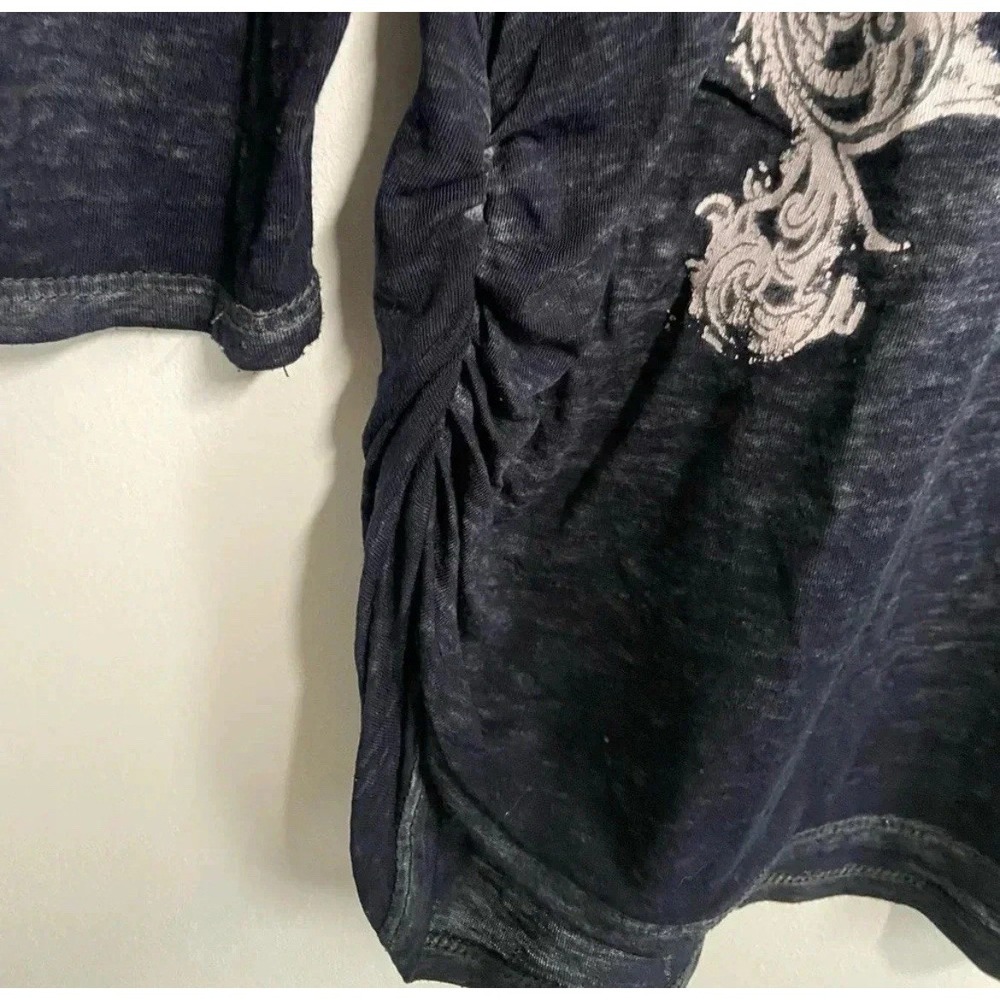 Women's Medium V-Neck Burnout Top Cybergoth emo Grunge tattoo Black Silver Cross - Picture 8 of 14